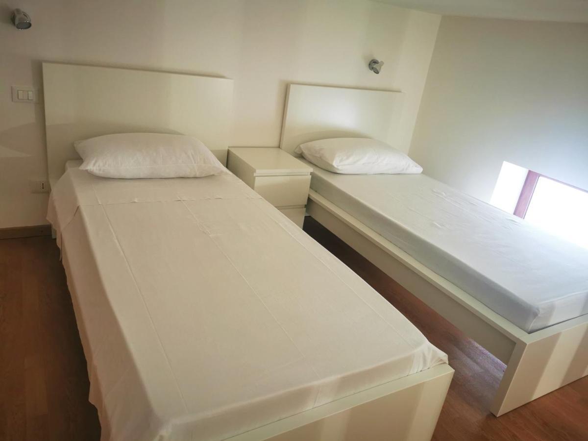 מילאצו Guru House B&B Apartments מראה חיצוני תמונה